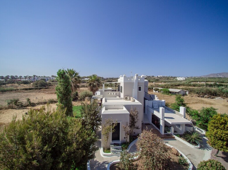 Apartamentos Glaronissi Beach