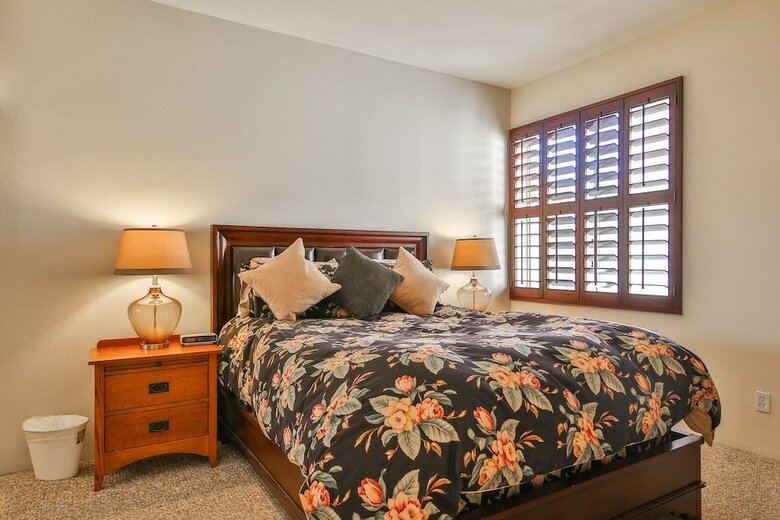 Golfers Paradise On The 5th Hole - Three Bedroom Condo