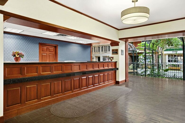 Hotel Days Inn By Wyndham Penn State