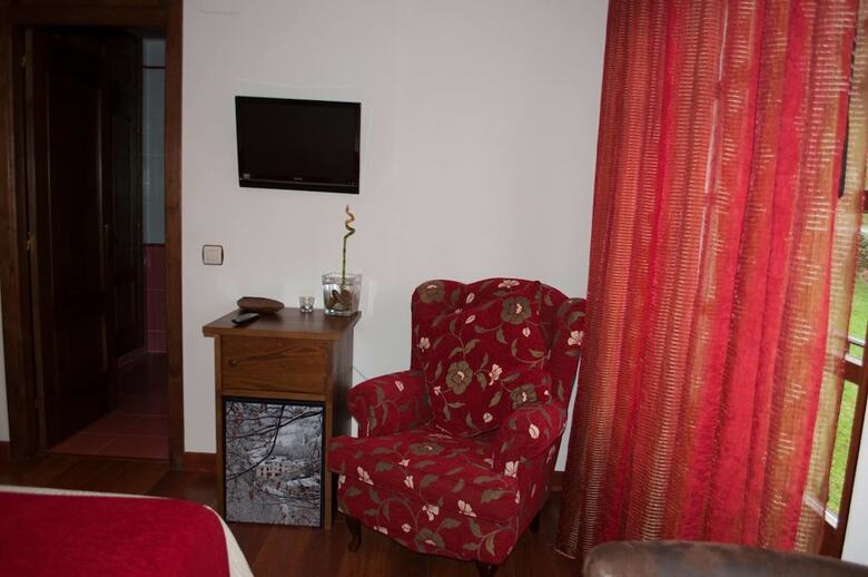 Hotel El Mirador De Fuentes Del Narcea