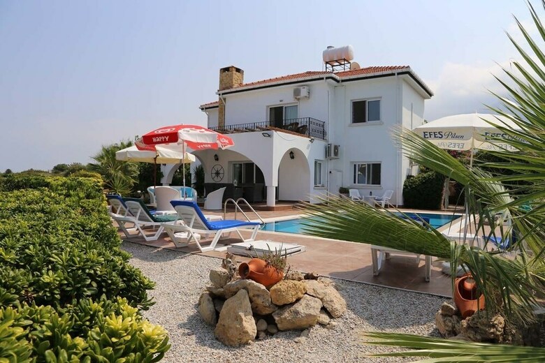 Villa Giorgina By Amy Villas