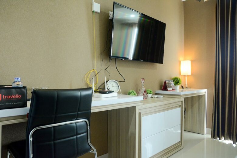 Super Luxury Studio Room The Oasis Apartment Cikarang