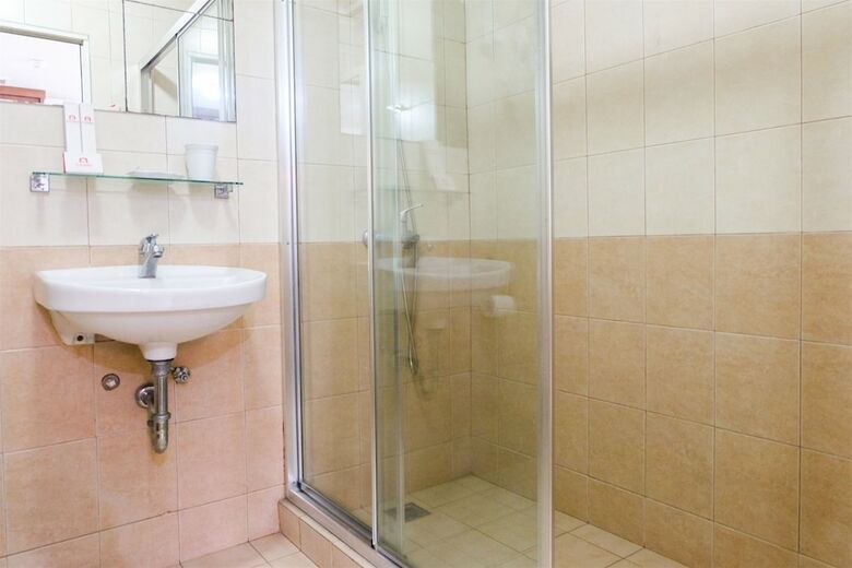Cozy 1br Paladian Park Apartment