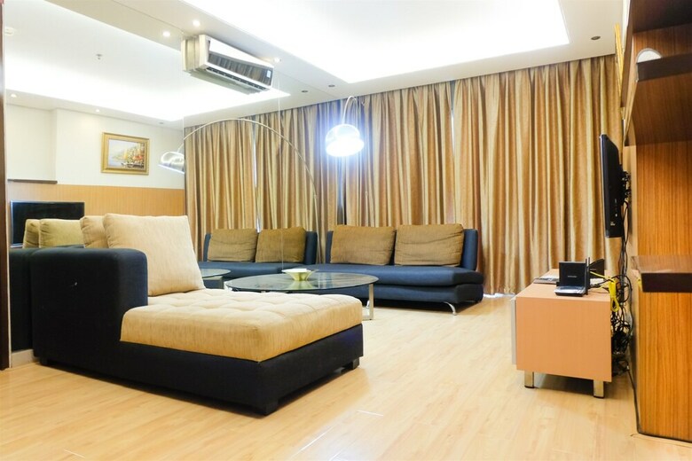 Best 1br Apartment At Hampton's Park Residence