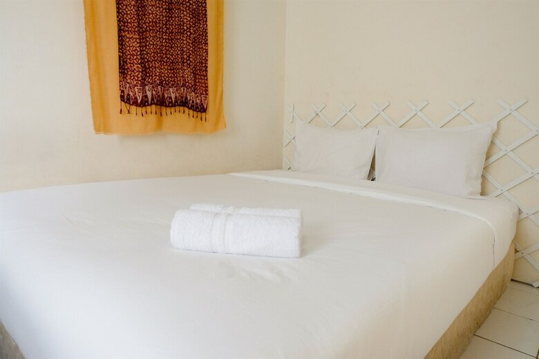 Spacious 2br Gading Nias Apartment