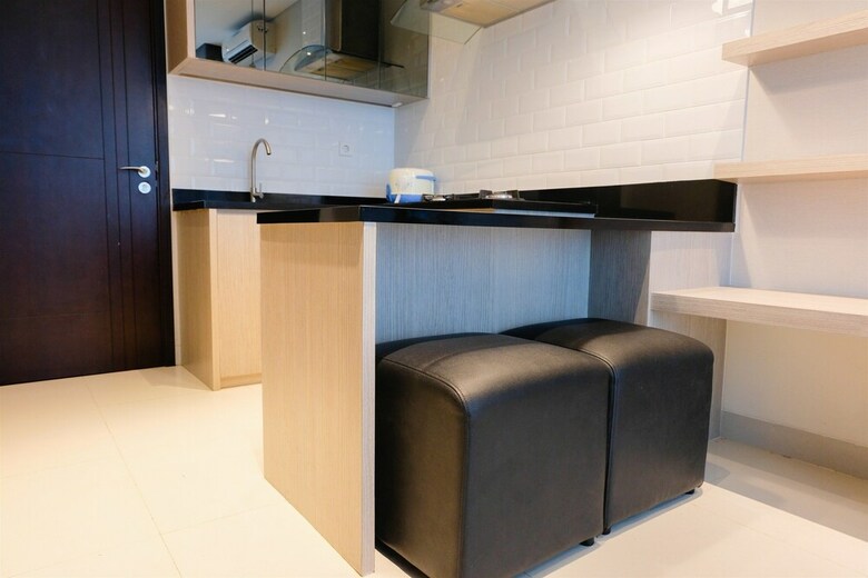 Chic 1br Brooklyn Apartment Near Ikea Alam Sutera