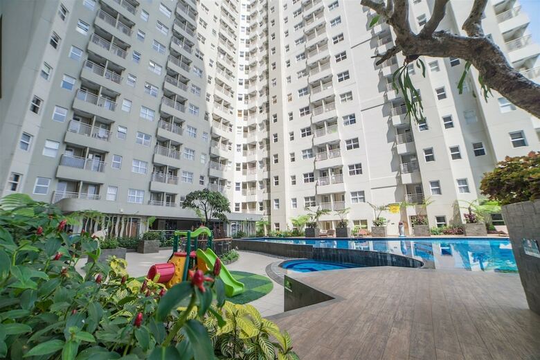 Relaxing 2br Apartment At Parahyangan Residence