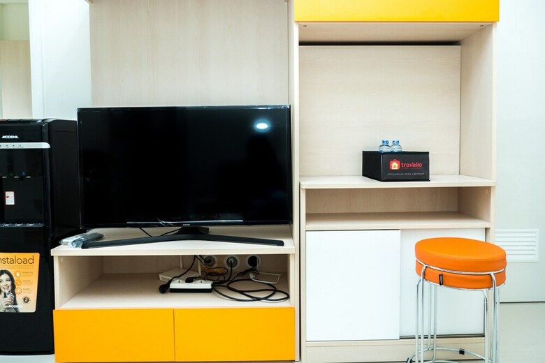 Relaxing 2br Apartment At Parahyangan Residence