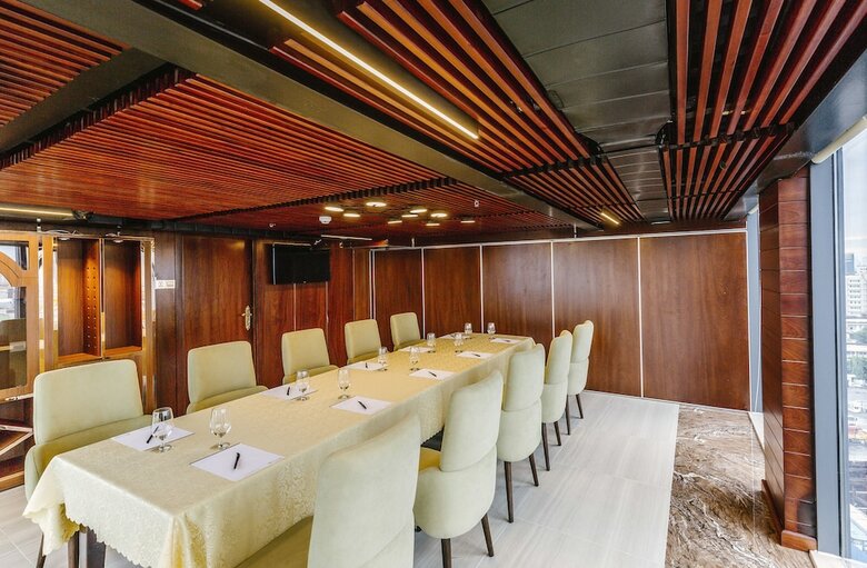 Hotel Winsuites Saigon