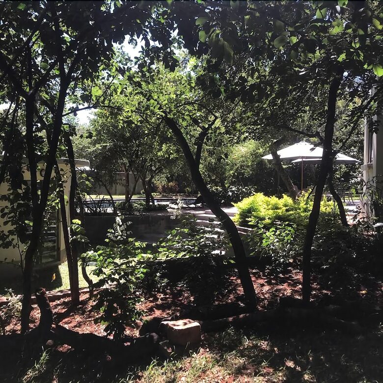 Hotel 528  Victoria Falls Guest House
