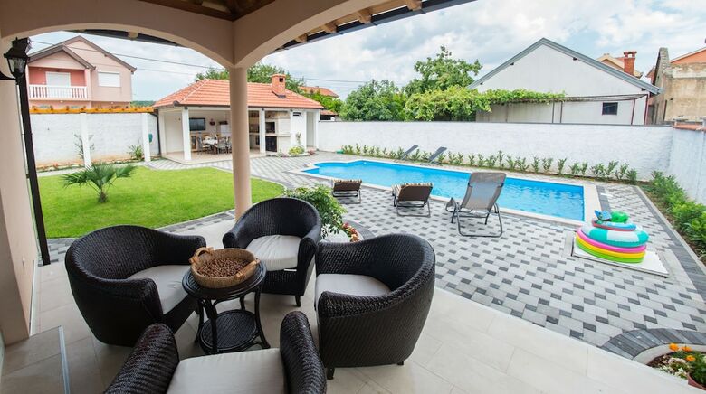Villa Fantasy
