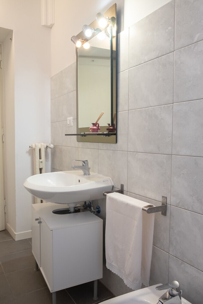 Apartamento Roma - Via La Spezia 70