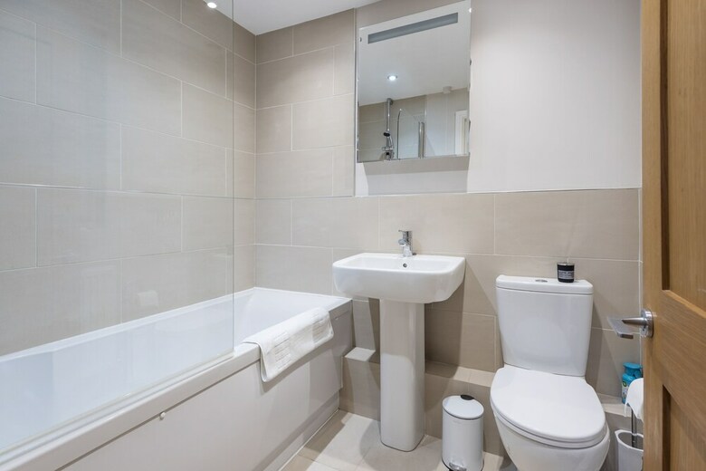 Superior Stays Luxury Apartments - Bath City Centre