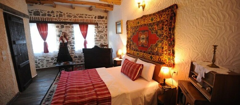 Hotel Tradita Geg & Tosk