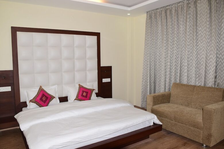 Hotel Hukam's Holiday Home