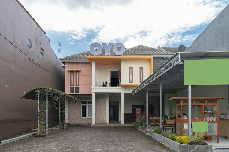Hotel Oyo 700 Griya Hanum Syariah