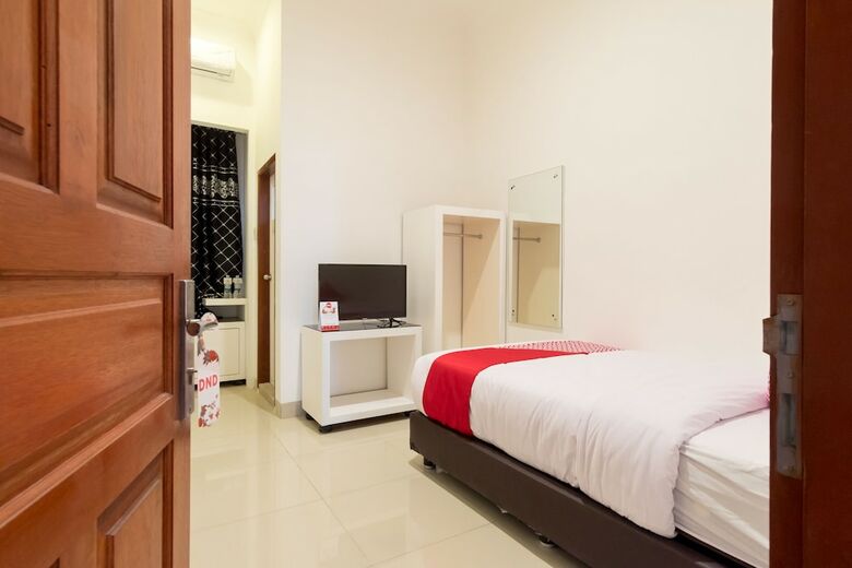 Hotel Oyo 471 Taj Residence Syariah