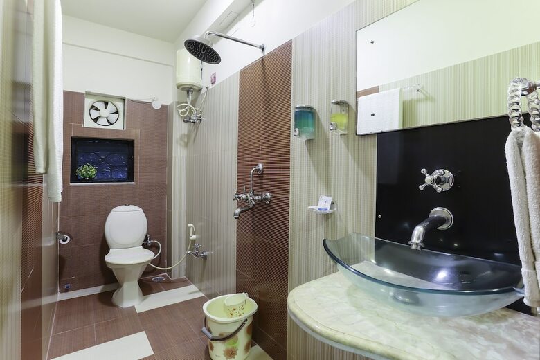 Hotel Narayani Enclave