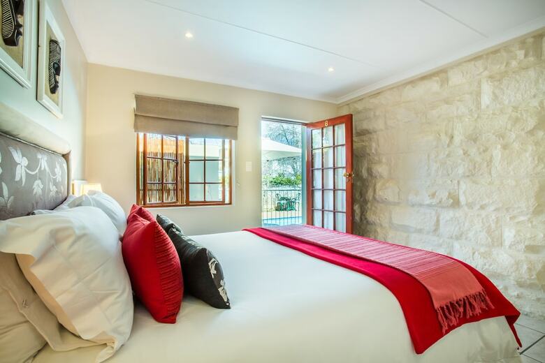 Hotel 88 Baron Van Reede Guesthouse