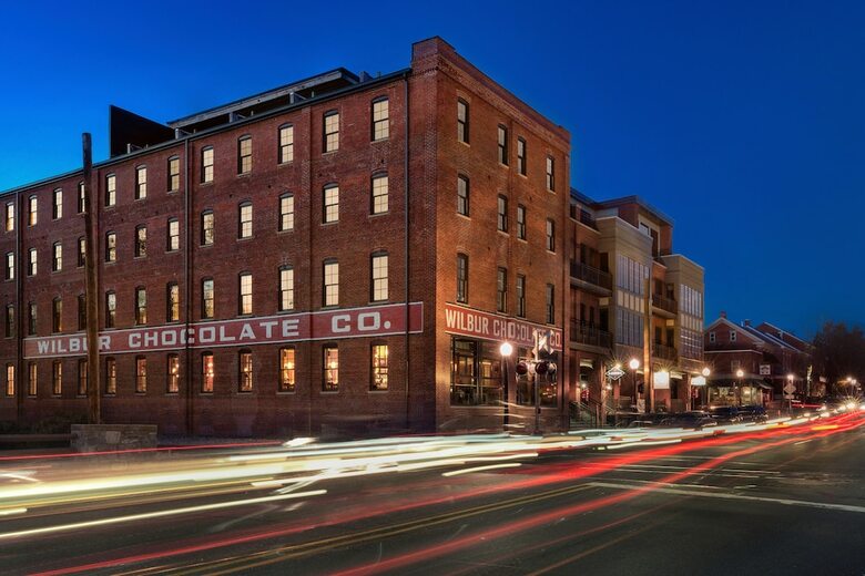 Hotel The Wilbur Lititz, Tapestry Collection By Hilton