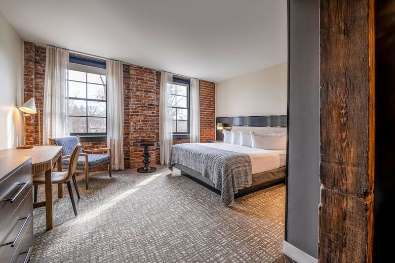 Hotel The Wilbur Lititz, Tapestry Collection By Hilton