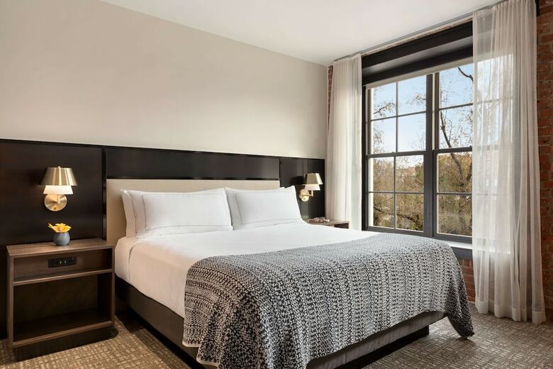 Hotel The Wilbur Lititz, Tapestry Collection By Hilton