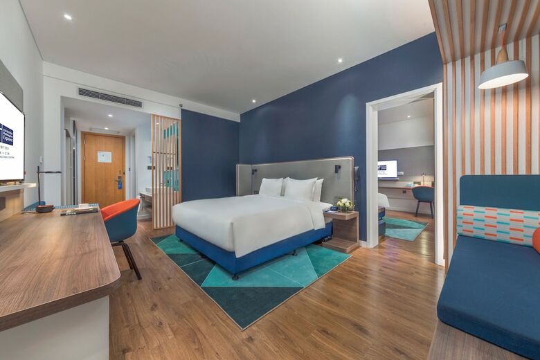 Hotel Holiday Inn Express Qingdao Chengyang Central