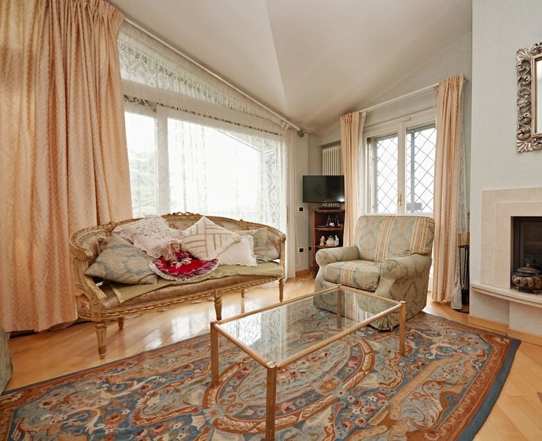 Apartamento Villa Colombo - App 01