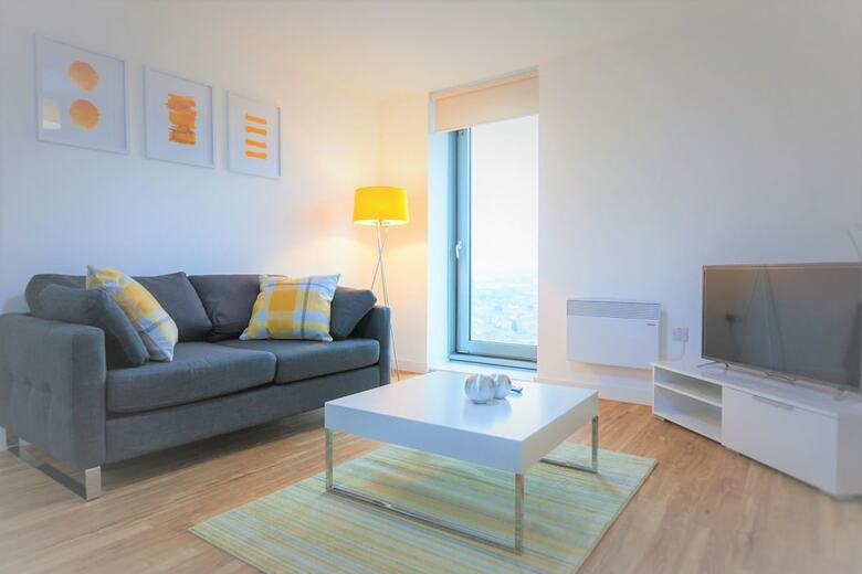 Beautiful Apartments In Media City