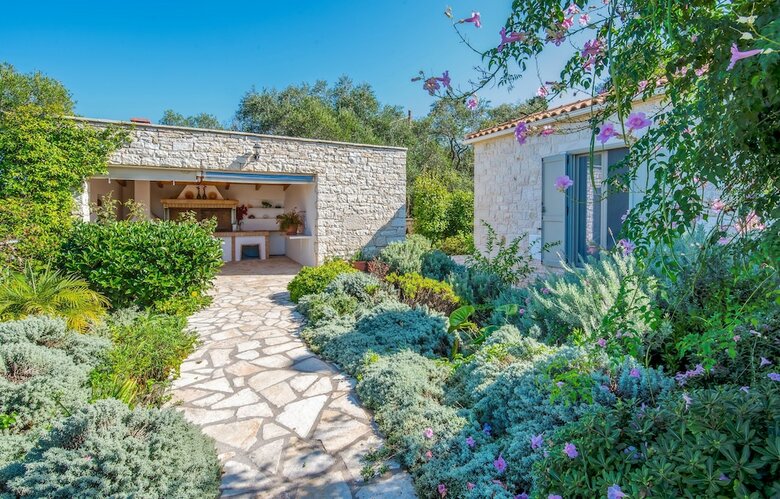 Stone Pool Villa Alina With Seaview By Konnect