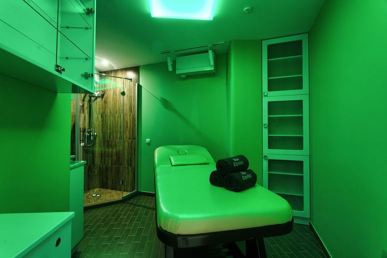 Chevalier Hotel & Spa