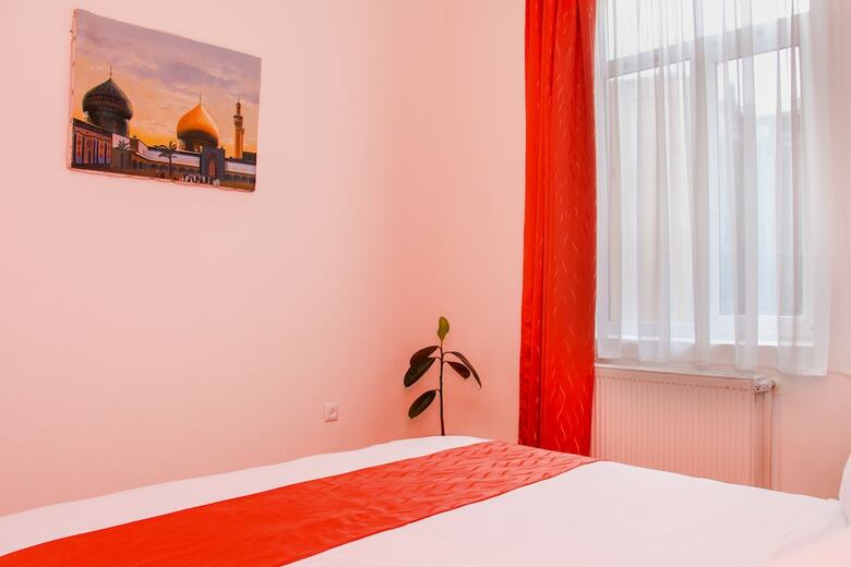 Aparthotel Old City Hotel And Apartments