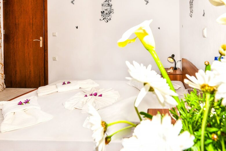 Hotel En Plo Rooms