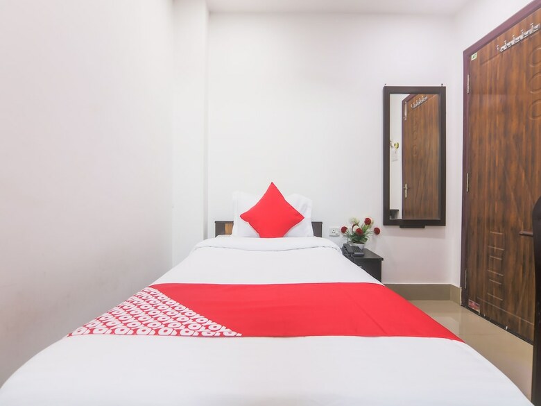 Hotel Oyo 23008 Labanya Holiday Home