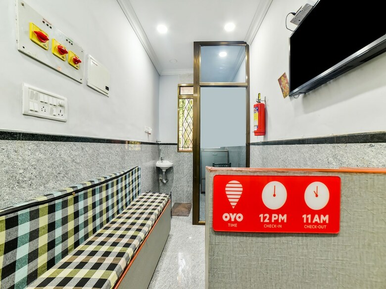 Hotel Oyo 29082 Pavitra Beach Home