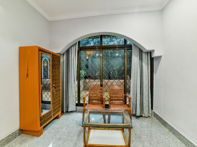 Hotel Oyo 29082 Pavitra Beach Home