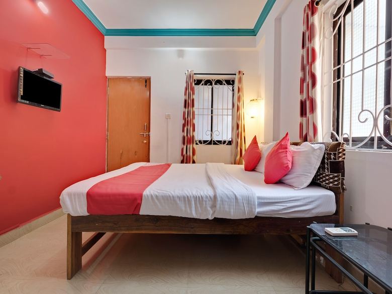 Hotel Oyo 3400 Waves 18