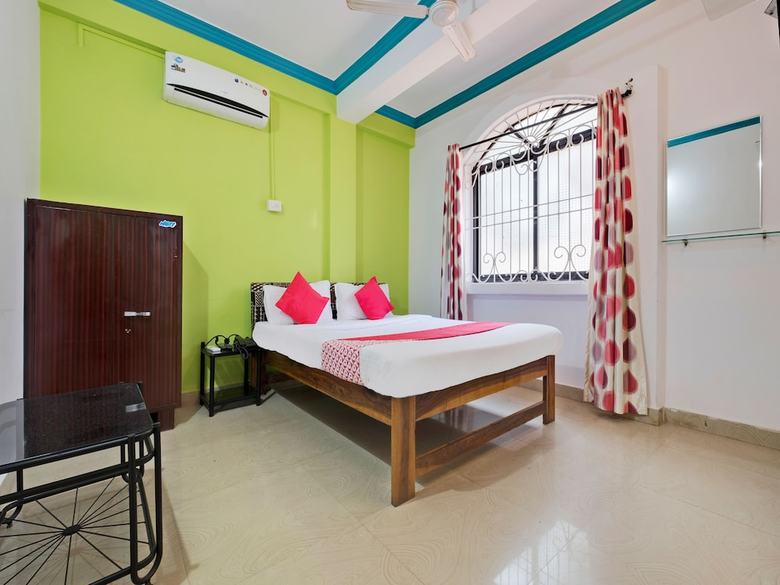 Hotel Oyo 3400 Waves 18