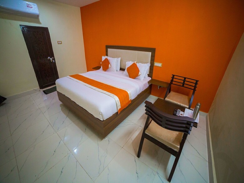 Hotel Oyo 8147 Short Stay S