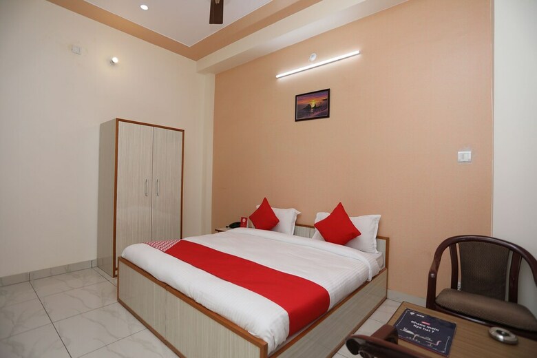Hotel Oyo 17291 Shree Ram Palace