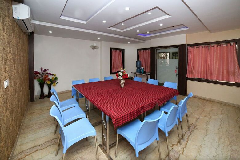 Hotel Oyo 19387 Siddharth Guest House