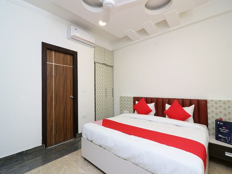 Oyo Flagship 15432 Hotel The Nest