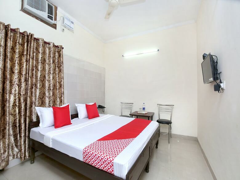 Hotel Oyo 6933 Satyam Home Stay
