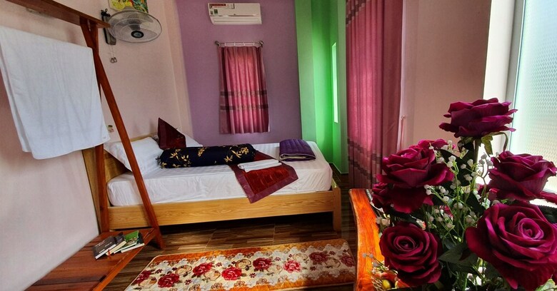 Hotel Queen Ponaland Homestay
