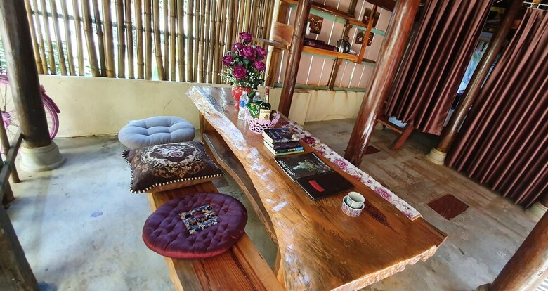 Hotel Queen Ponaland Homestay