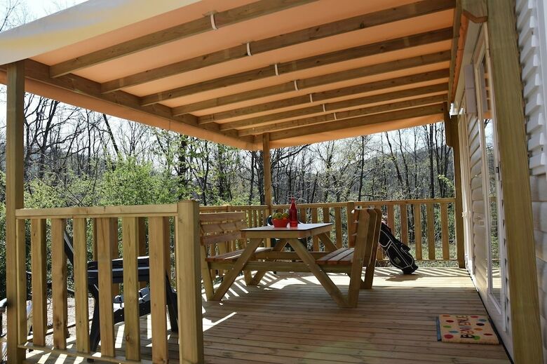 Camping Et Village Vacances La Cheneraie