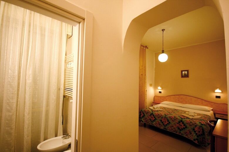 Hotel Oasi Del Mare