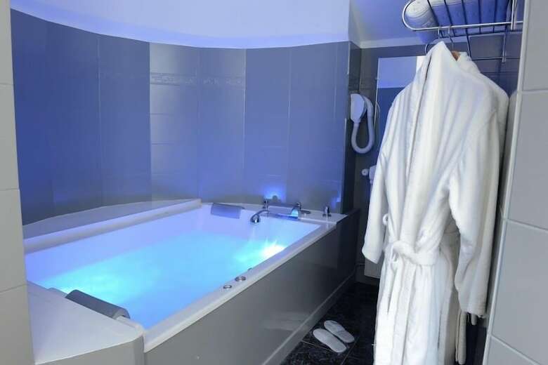 Hotel Domaine de Joinville & Spa