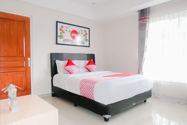Hostal Oyo 696 Hasanah Guest House  de Saphire