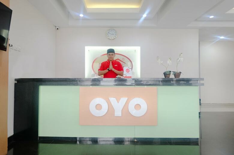 Hostal Oyo 696 Hasanah Guest House  de Saphire
